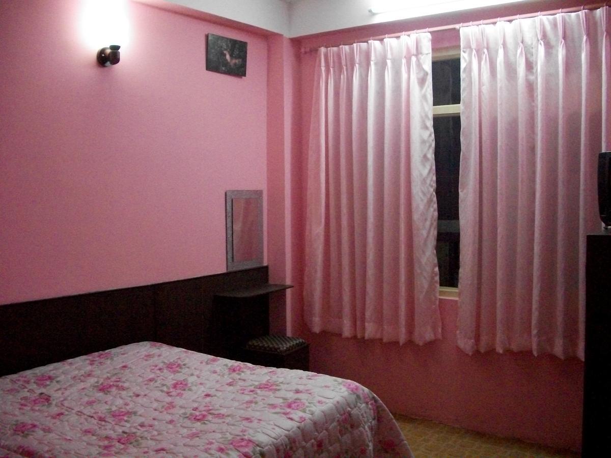 Hotel Impala Garden Katmandu Dış mekan fotoğraf