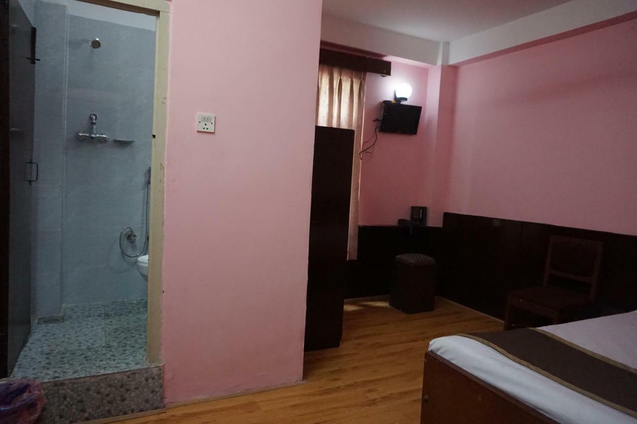 Hotel Impala Garden Katmandu Dış mekan fotoğraf